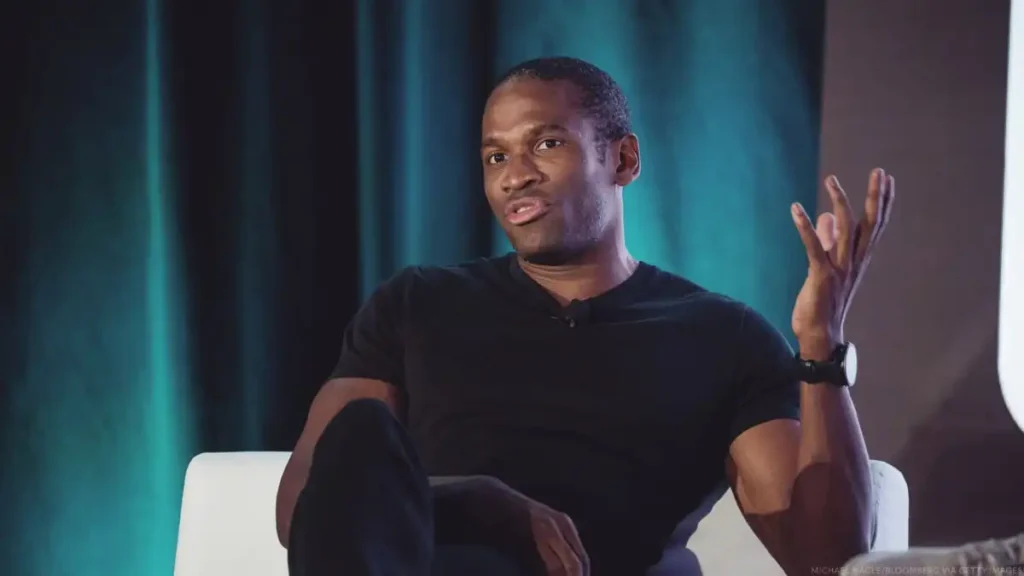 Arthur Hayes Buys 3,000 ETH Through OTC Deal as On-Chain Data Reveals $5.4M Accumulation Arthur Hayes Buys 3,000 ETH Through OTC Deal as On-Chain Data Reveals $5.4M Accumulation